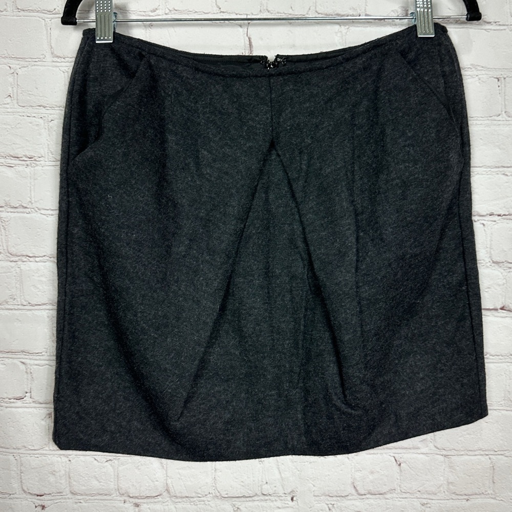 CAbi #629 Andy's Skirt Charcoal Gray Modern Mini Wool Blend Pleats Sz‎ 6 GUC